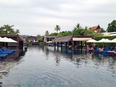 Poolbar im JW Marriott Khao Lak