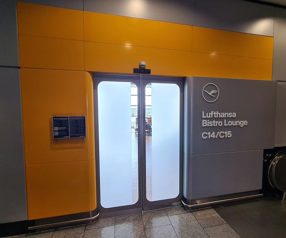 Lufthansa Bistro Lounge C14/C15 Eingang