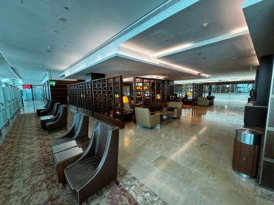 Bar am Gate in der Emirates First Class Lounge Dubai