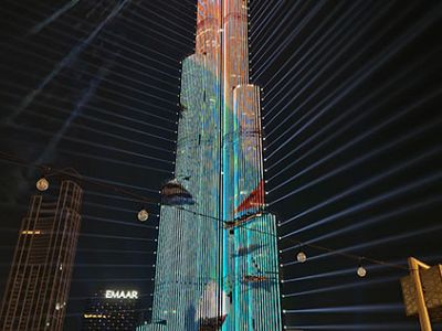 Lichtershow am Burj Khalifa