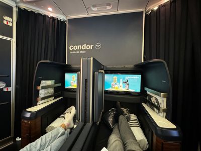 Condor Business Class Sitzplazt King Seat - Beine